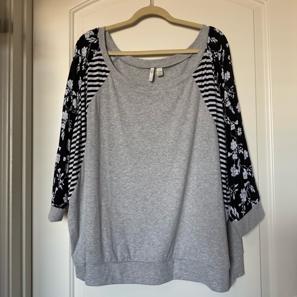 Cato Gray 3/4 sleeve T-shirt with Black Floral Sleeves, cottage core, comfy.